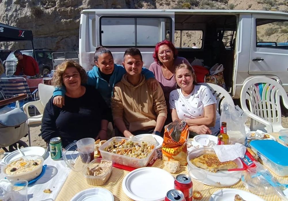 Alhabia celebra su tradicional Jueves Lardero con platos típicos para compartir entre todos los vecinos