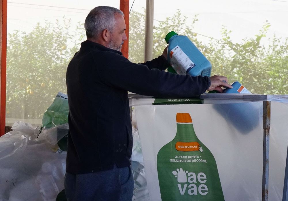 Andalucía lidera la recogida de envases agropecuarios en España