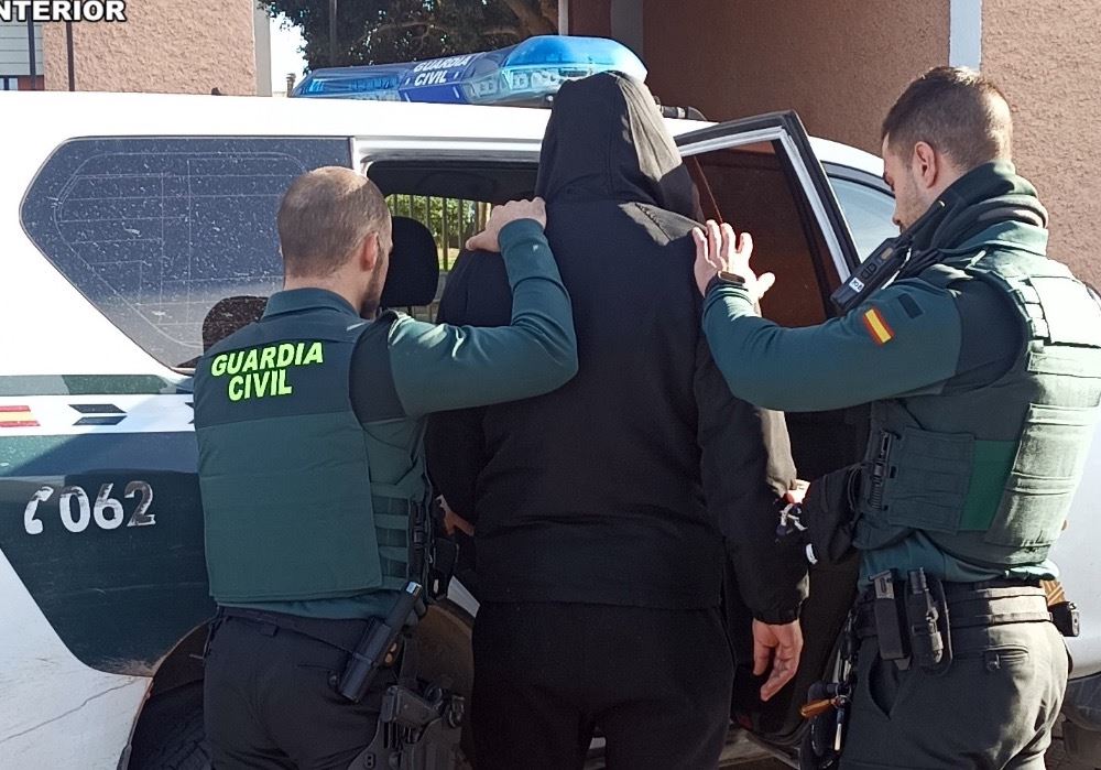 La Guardia Civil detiene en Huércal-Overa a los autores de cuatro delitos contra el patrimonio en apenas 3 días
