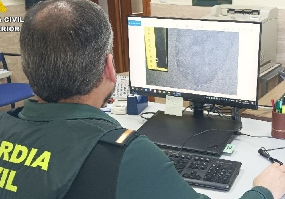 La Guardia Civil detiene a dos autores de varios robos en establecimientos hosteleros en Huércal-Overa