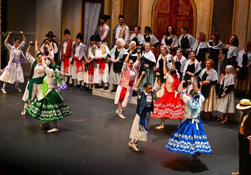La zarzuela ‘La alegría de la huerta’ protagonizada por alumnos de la Escuela de Teatro agota las entradas
