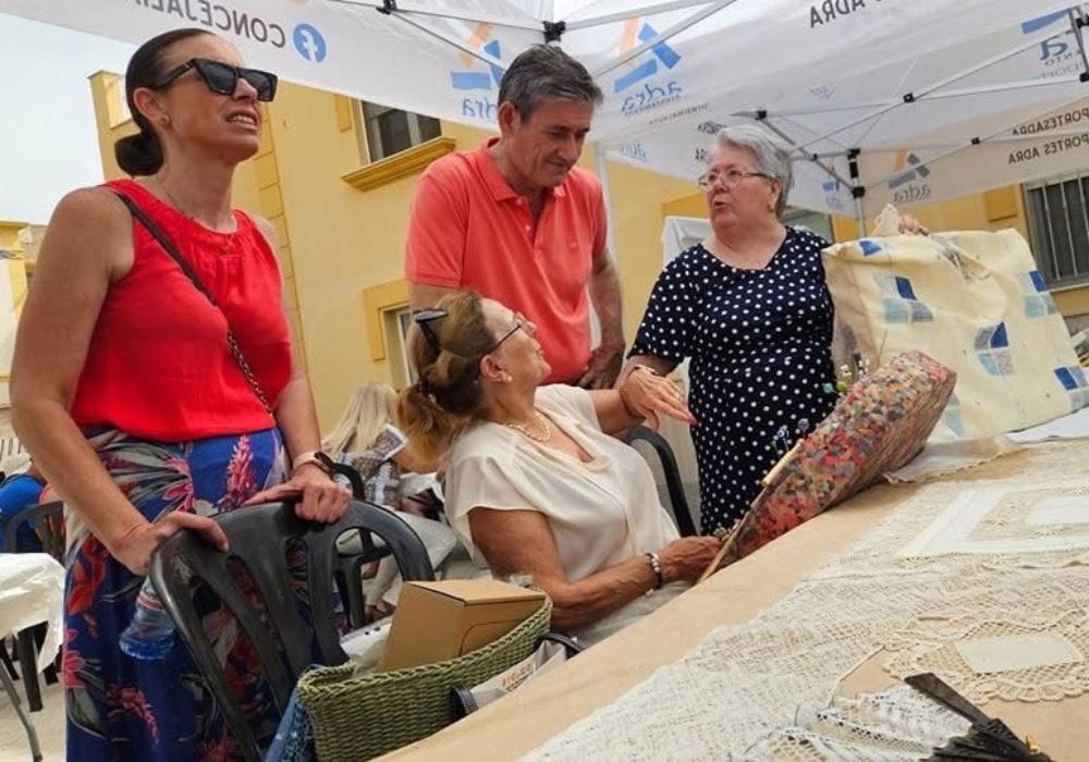 El Encuentro ‘Buenas Manos’ celebra una nueva edición para poner en valor el trabajo del tejido asociativo de Adra