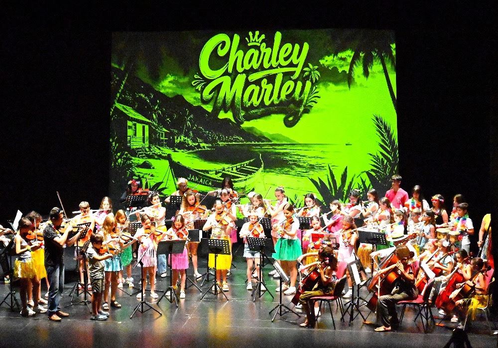 La audición de Agrupaciones musicales reúne a decenas de personas en la Escuela de Música de Roquetas de Mar