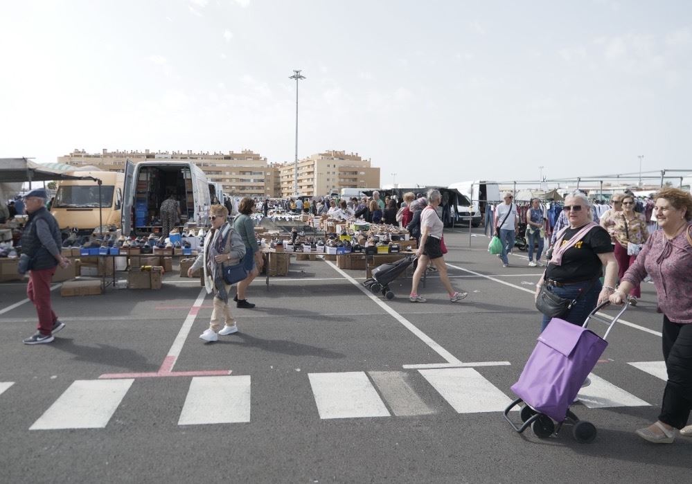 Adjudicadas  29 nuevas autorizaciones para la venta ambulante en el mercadillo de los jueves