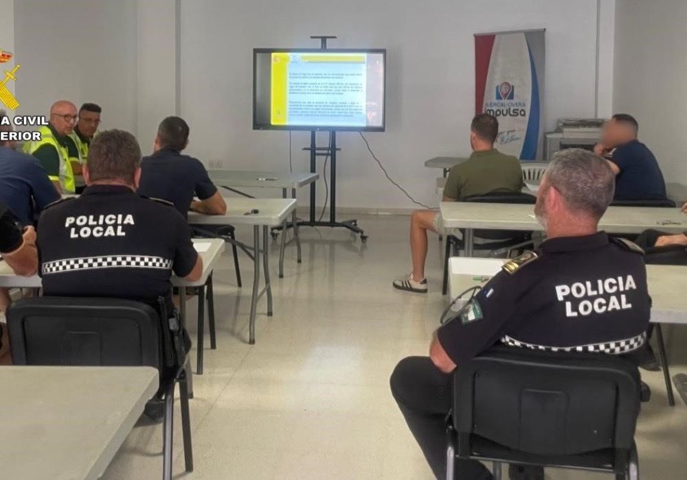 La Guardia Civil desarrolla jornadas de dirigidas a personal de la Policía Local de Huércal Overa
