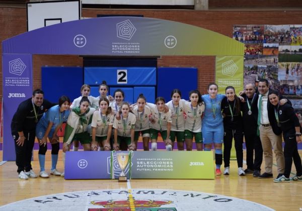 La celeste Natalia, subcampeona de España con la selección andaluza Cadete