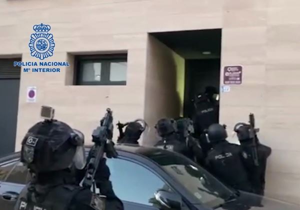La Policía Nacional en Almería acaba con la conocida “banda de Alex el Ruso”, una violenta organización internacional asentada en el Poniente almeriense dedicada al tráfico de drogas, los ajustes de cuentas y los “vuelcos”