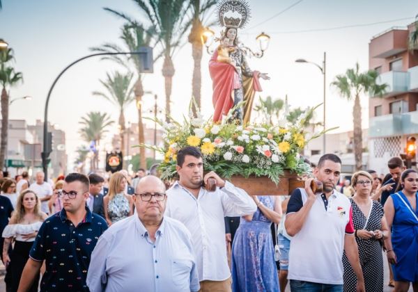 Las Marinas de Roquetas de Mar celebra sus fiestas en honor a la Virgen del Mar del 5 al 9 de julio