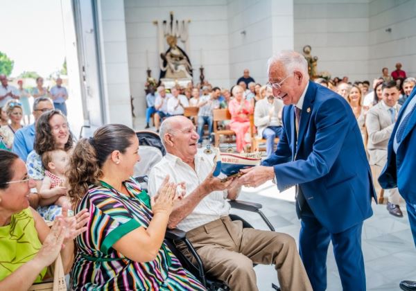 Homenaje a Francisco Muñoz Alcaraz “Pistolo”, el pescador de más edad de El Puerto