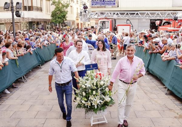 Diputación realiza la tradicional Ofrenda Floral  a la Virgen del Mar