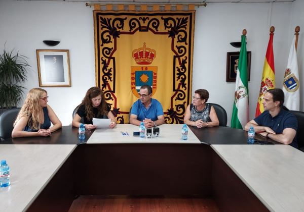 Ayuntamiento de La Mojonera y Noesso se unen en la atención a personas con problemas de adicciones