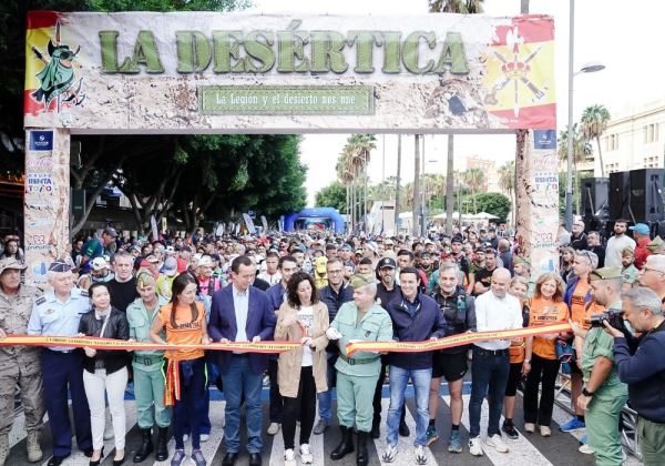  Almería se ‘rinde’ ante una nueva edición de La Desértica y sus 6.750 deportistas