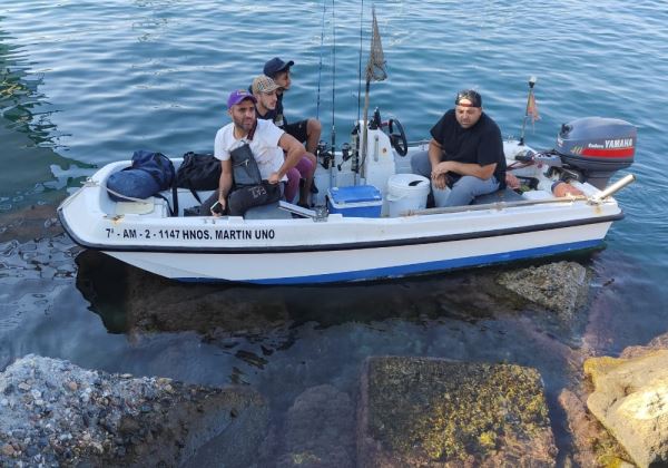 LA GUARDIA CIVIL INTERCEPTA UNA EMBARCACION CON 46 KILOGRAMOS DE PASTILLAS DE SUSTANCIAS ESTUPEFACIENTES Y DETIENE A SUS CUATRO OCUPANTES