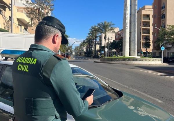 Un Guardia Civil fuera de servicio logra identificar y facilitar la detención del autor reincidente de varios robos en Vícar