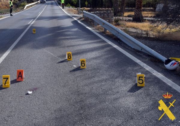 La Guardia Civil localiza al conductor fugado que dejó tras un accidente herido grave al usuario de un ciclomotor en Turre