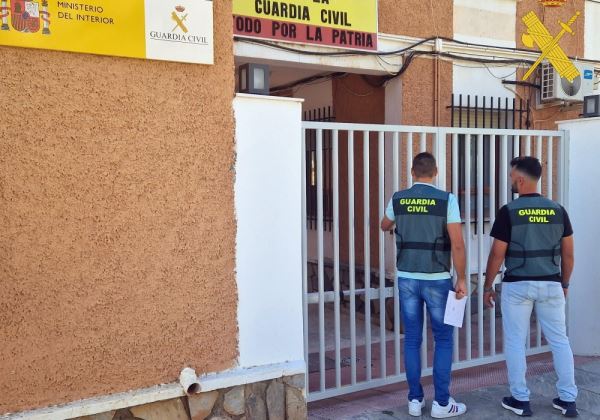 La Guardia Civil investiga al conductor de un turismo por falsedad documental y conducción bajo la influencia de drogas