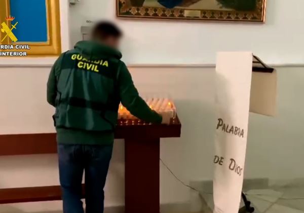 La Guardia Civil detiene en Albox a dos personas como autores de varios robos en diferentes parroquias y capillas de los municipios de Albox y Macael