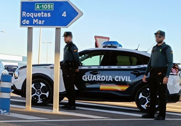 La Guardia Civil de Roquetas de Mar libera a un menor de 3 años retenido por su padre, que pretendía llevárselo de forma forzada contra la voluntad de su madre