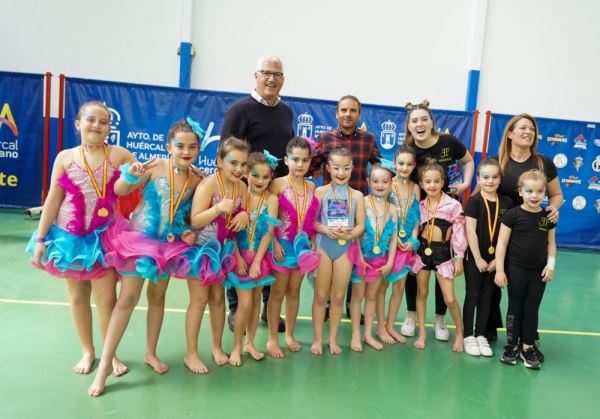 Huércal de Almería celebra la gran fiesta del Freedance con más de 600 participantes y 3.000 asistentes