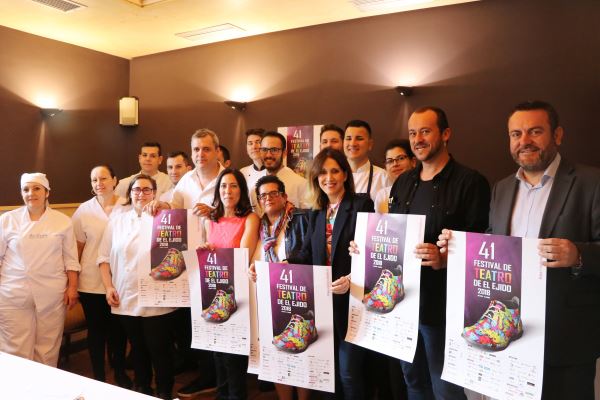 El Castillo de Guardias Viejas gana una Estrella Michelín con el Teatro Comestible de La Costa y el grupo Peparraca Mansa