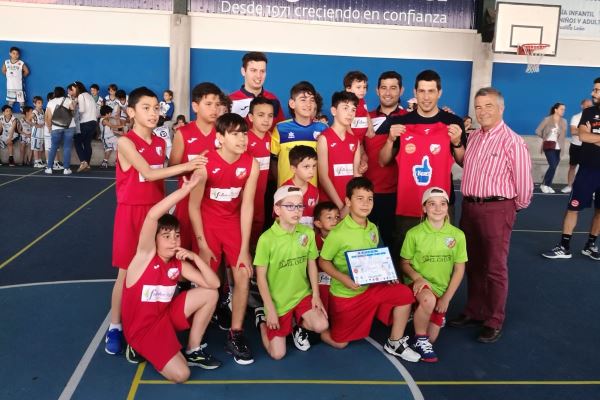 El CD Baloncesto Adra, presente en el VIII Memorial Enrique Janeiro en la localidad malagueña de Fuengirola