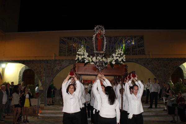 Santa María del Águila termina sus fiestas con la procesión de la Patrona Virgen María Madre de la Iglesia