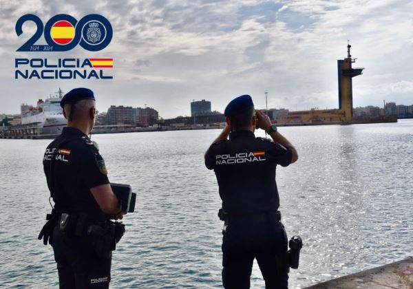 La Policía Nacional en Almería, que garantizaba la seguridad aérea durante el ejercicio MARSEC-2025 detecta y neutraliza un dron en las inmediaciones del helipuerto del Hospital Universitario Torrecárdenas