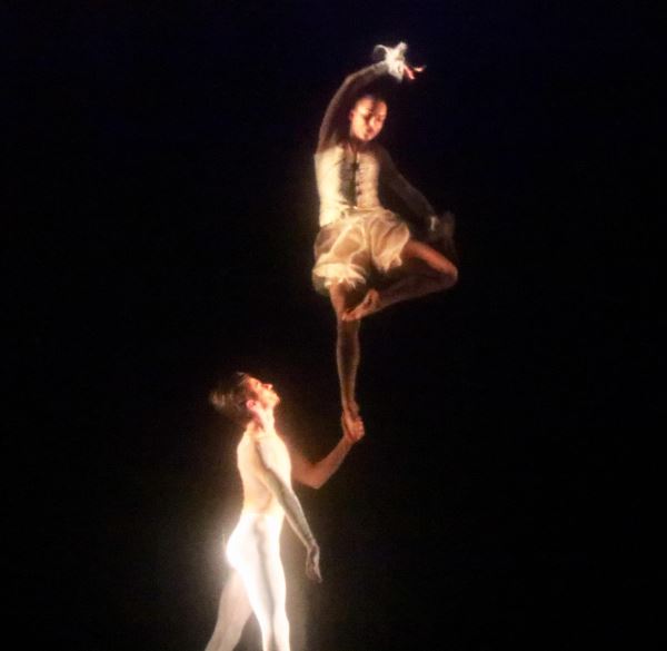 No Gravity Dance un desafío a las leyes físicas hecho arte para honrar al mismísimo Dante