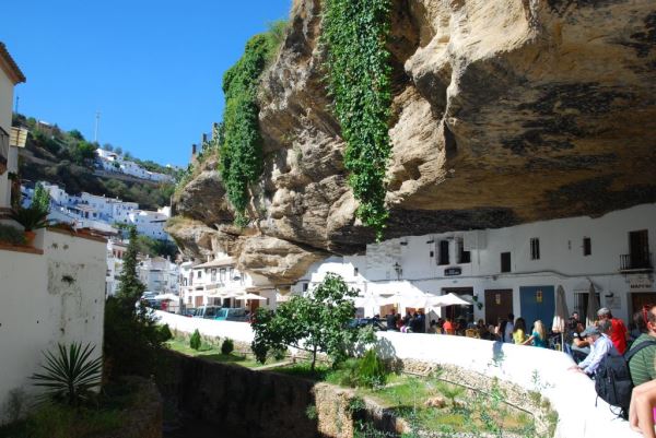 Medio centenar de mayores de Vícar disfrutarán de unas minivacaciones en tierra gaditanas