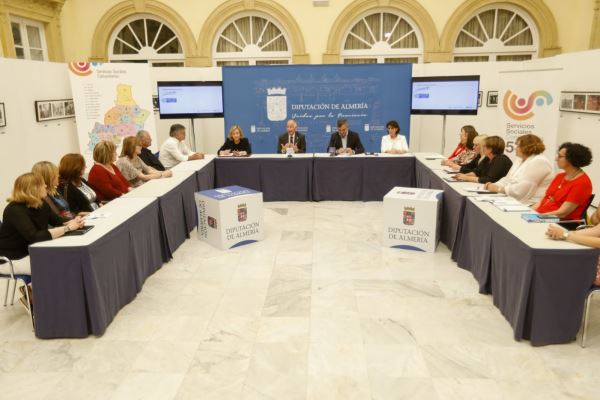 Diputación presenta los 212 proyectos sociales que llegarán a 97 municipios de la provincia