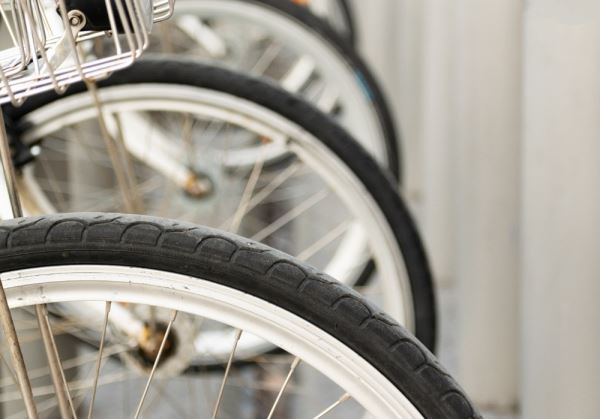 Roquetas de Mar impulsa el transporte urbano sostenible con la puesta en marcha del servicio público de préstamo de bicicletas
