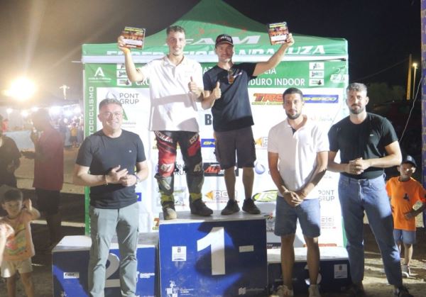 Berja vive la adrenalina y espectáculo del Campeonato de Andalucía de Enduro-Indoor