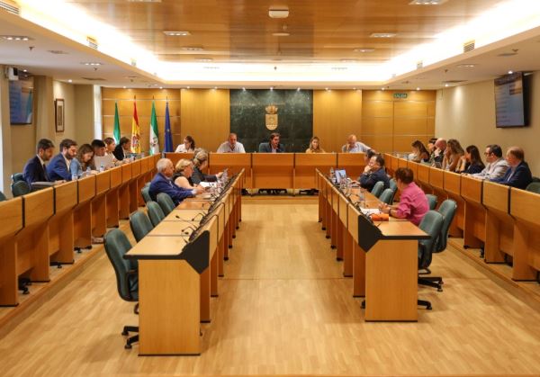 La creación de una comunidad energética de uso municipal va a cubrir entre el 70 y el 95% del consumo en horario diurno