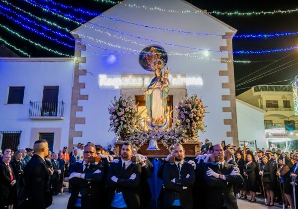 Roquetas de Mar se prepara ya para celebrar las fiestas en honor a su Patrona, la Virgen del Rosario