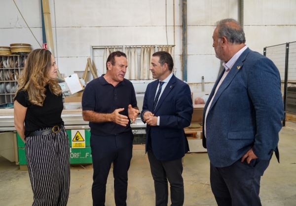 La empresa Domporte SL recibe un incentivo al desarrollo industrial de Andalucía Trade