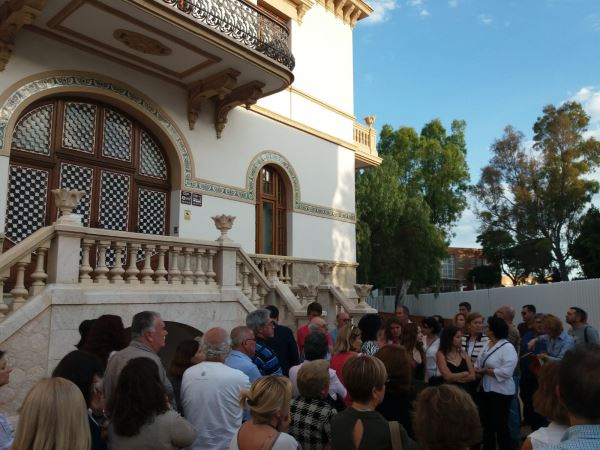 El Instituto de Estudios Almerienses acerca la figura de Hermann Fischer a medio centenar de almerienses