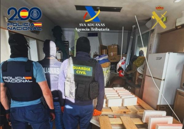 Un equipo conjunto compuesto por Policía Nacional, Guardia Civil y Servicio de Vigilancia Aduanera desarticula en Almería una organización criminal asentada en Macael dedicada al tráfico de cocaína
