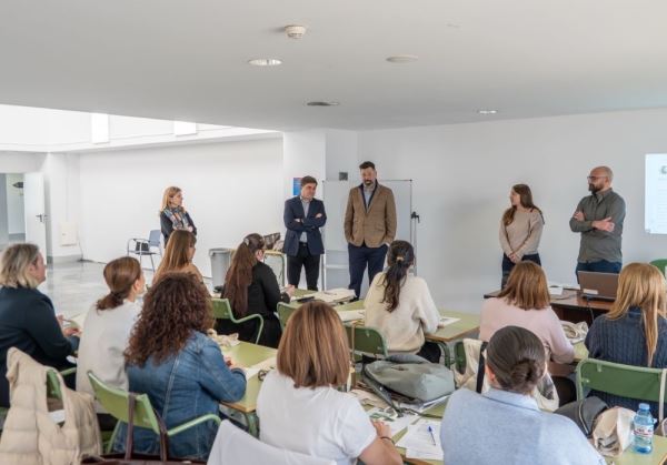 Comienzan los primeros itinerarios del programa “Cualifícate Roquetas” destinados a personas desempleadas