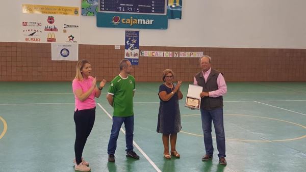 El Club Balonmano Murgi celebra el 'V Memorial Fernando Montes' en Balerma