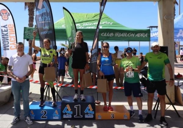 Adra bate récord de participación en la IV Carrera del Club Triatlón Adra con 350 corredores