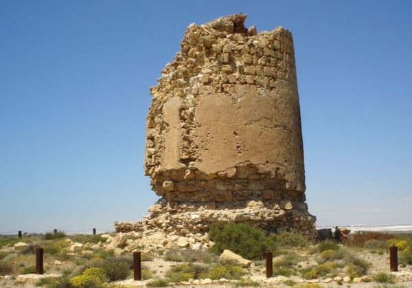 La Junta de Gobierno en el Ayuntamiento de Roquetas de Mar ha aprobado el expediente de contratación para sacar a licitación las obras de restauración de la Torre de Cerrillos