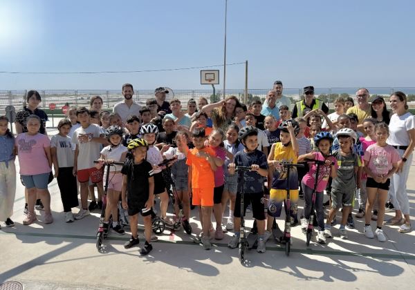 El Ayuntamiento de Adra acerca la seguridad vial a más de 800 escolares de Primaria de los CEIP de la localidad