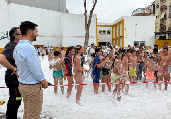 El Consorcio de Bomberos del Poniente realiza actividades preventivas en los centros escolares de Adra