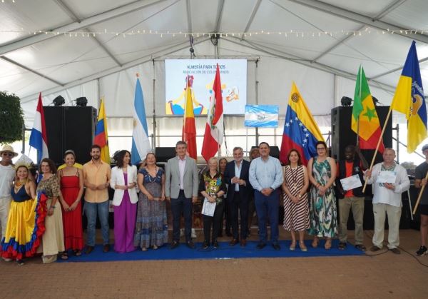 Adra reúne los sabores y tradiciones de más de once países en el Festival Gastronómico Latino-Abderitano