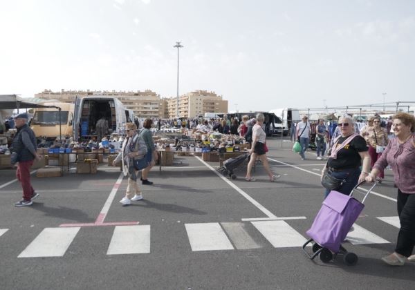 Adjudicadas  29 nuevas autorizaciones para la venta ambulante en el mercadillo de los jueves