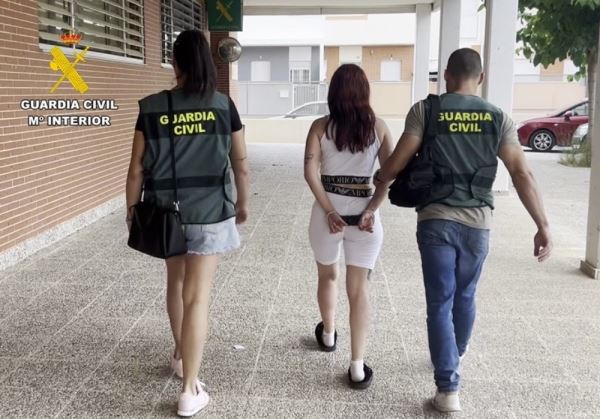 La Guardia Civil esclarece una trama de estafas con falsos anuncios de alquiler que causó un perjuicio superior a 20.000 euros