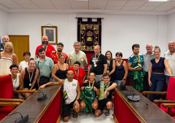 Adra reconoce los éxitos del rugby inclusivo y homenajea a sus campeones de España