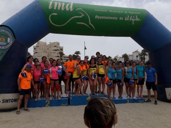 El Club Balonmano Murgi organiza en Almerimar un Torneo de Balonmano Playa