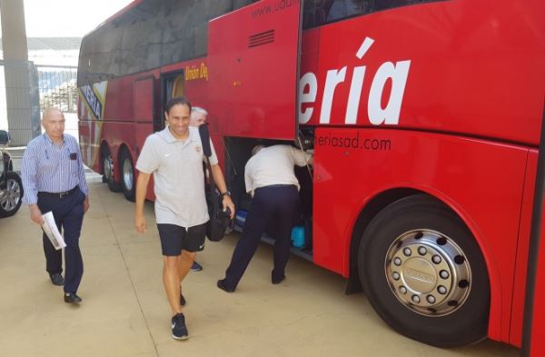 La UD Almería pone rumbo a Benahavís con 20 jugadores de la primera plantilla y 7 del filial