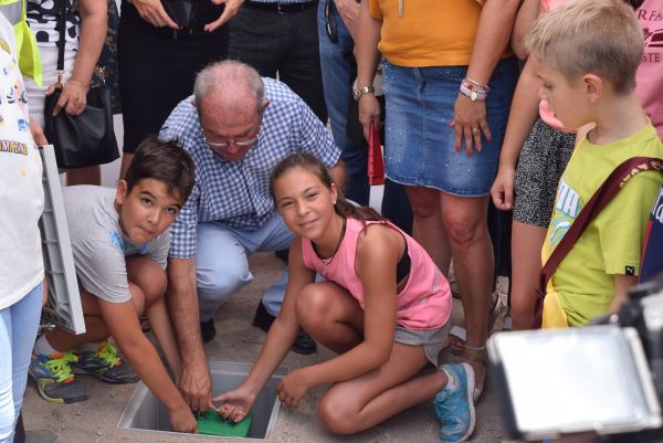 La primera piedra del Parque de la Infancia de Vícar pone en marcha las obras de un proyecto participativo y de consenso